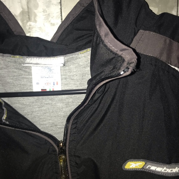 Reebok windbreaker - Picture 2 of 3